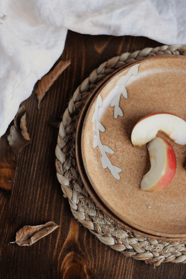 Petite assiette 16cm "brindilles ocre"