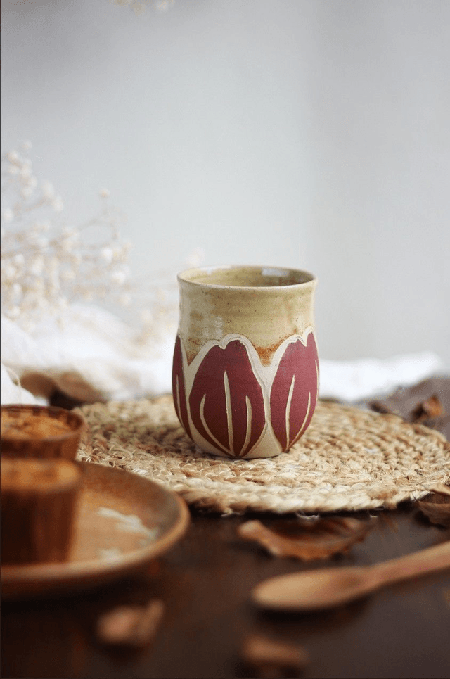 Tasse verte 20cl "Tulipe rouge" sans anse