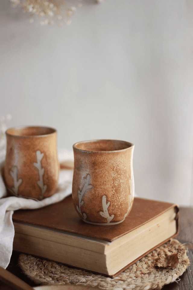 Tasse ocre &quot;brindilles&quot; 20cl