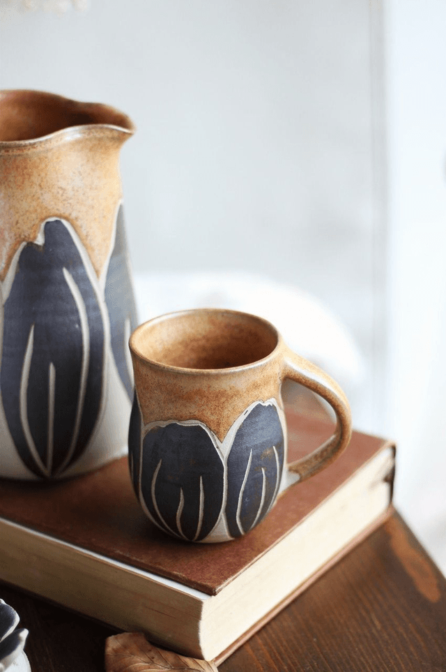 Tasse 20cl &quot;tulipe noire&quot;